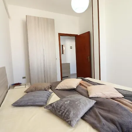 Casa Rita 2 6 Posti 度假居 *