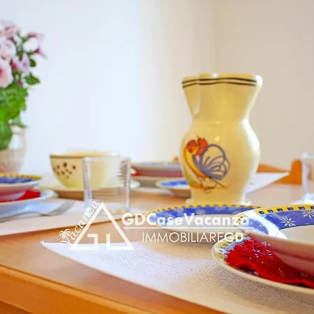Casa Rita 2 6 Posti 度假居