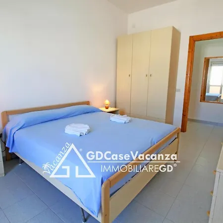 Casa Rita 2 6 Posti 度假居